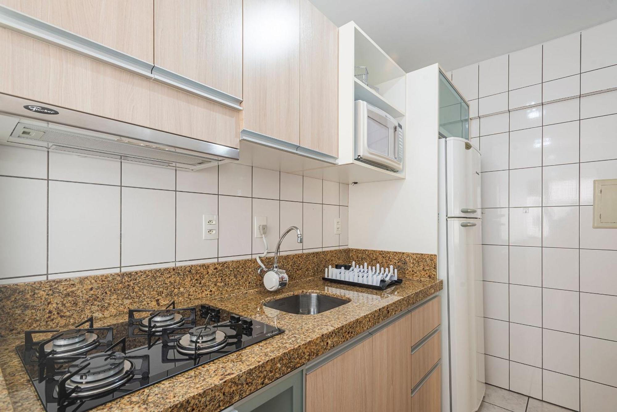 Apartamento Slns043 - Ape 2q+2wc Em Localizacao Privilegiada Balneário Camboriú